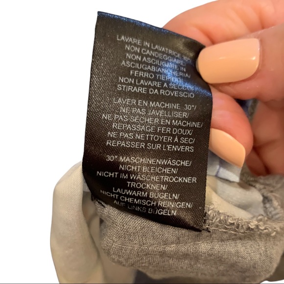 Paul Smith t shirt dress with floral graphic size large - Picture 7 of 7